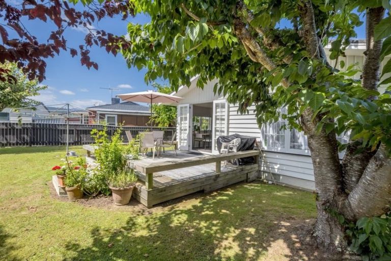 Photo of property in 21 Burn Street, Levin, 5510