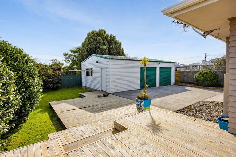 Photo of property in 2 Maire Street, Hawera, 4610
