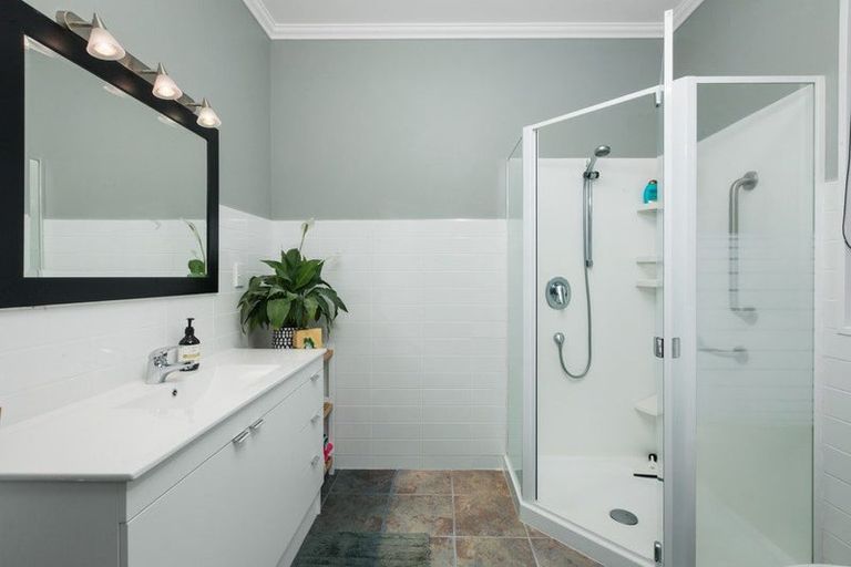 Photo of property in 35 Papaunahi Road, Bowentown, Katikati, 3177