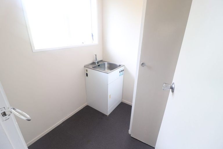 Photo of property in 54 Oreil Avenue, West Harbour, Auckland, 0618