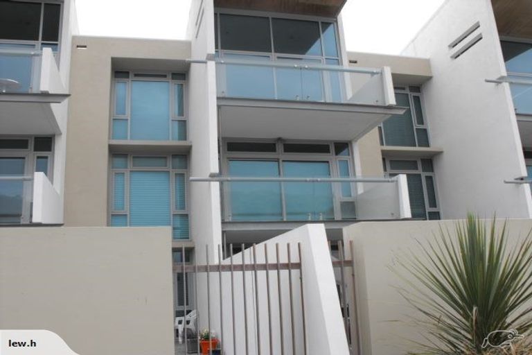 Photo of property in 5/272 Marine Parade, New Brighton, Christchurch, 8061