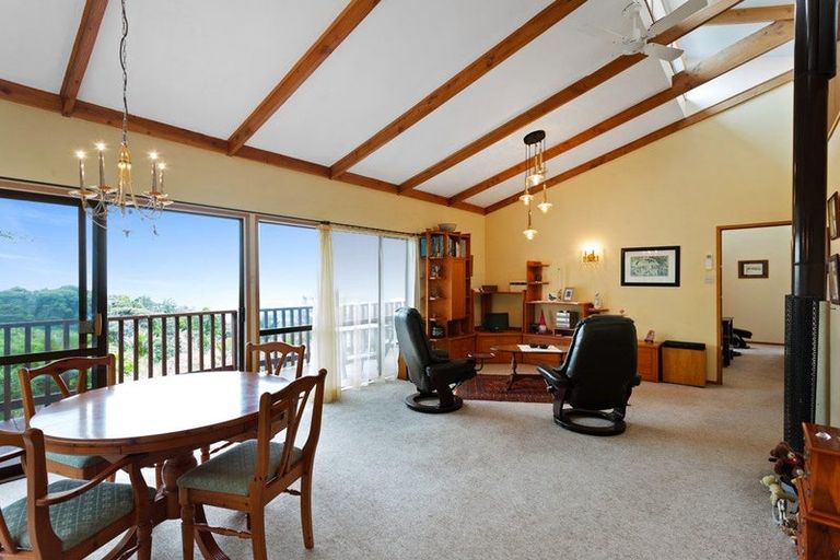 Photo of property in 887 Scenic Drive, Swanson, Henderson, 0781