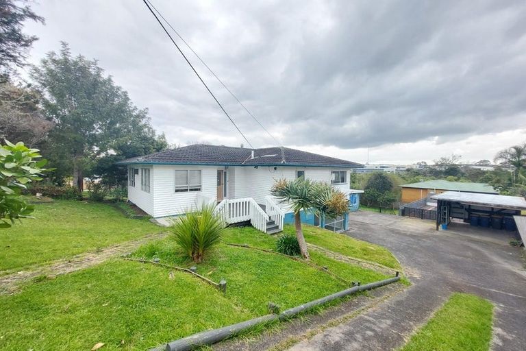 Photo of property in 56 Sherwood Avenue, Te Atatu South, Auckland, 0610