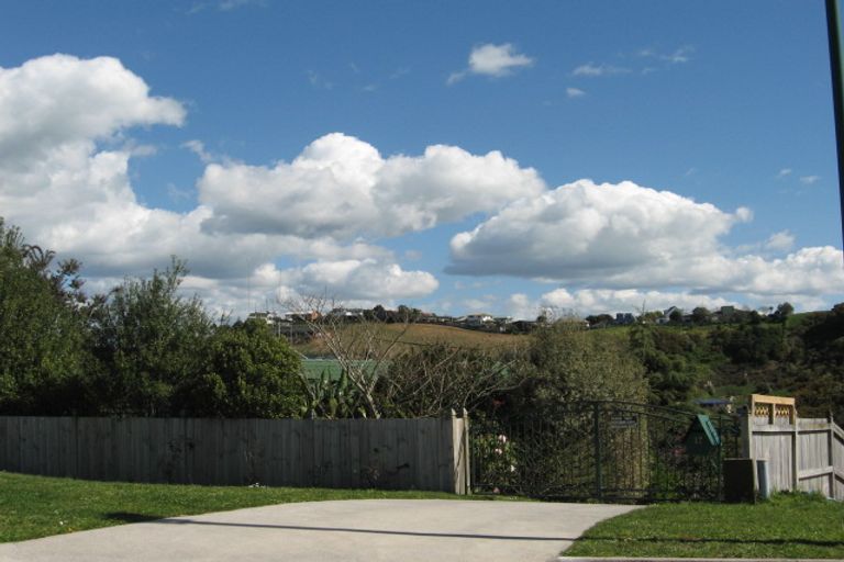 Photo of property in 17 Vanderbilt Place, Welcome Bay, Tauranga, 3112