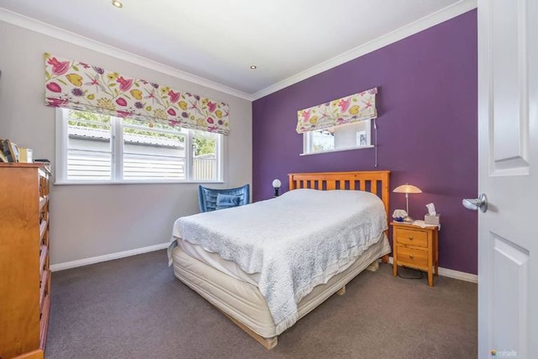 Photo of property in 27a Bauchop Road, Waterloo, Lower Hutt, 5011
