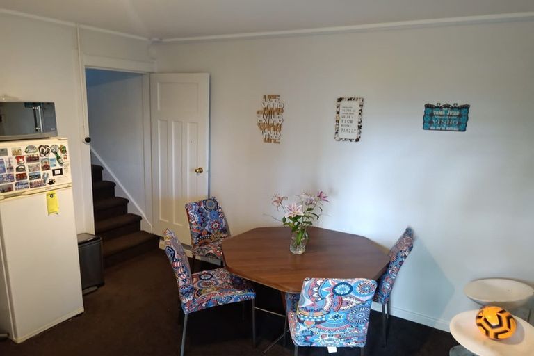 Photo of property in 1/1b Birkenhead Avenue, Birkenhead, Auckland, 0626