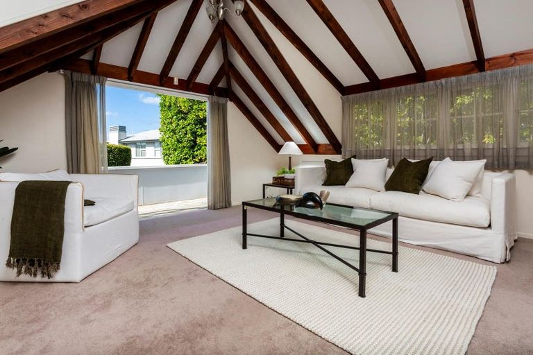 Photo of property in 2 Minnehaha Avenue, Takapuna, Auckland, 0622