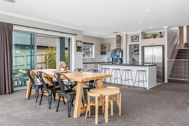 Photo of property in 105 Endeavour Drive, Whitby, Porirua, 5024