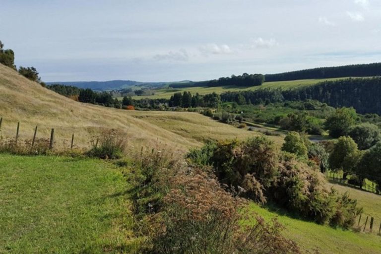 Photo of property in 37 Turangitukua Terrace, Kuratau, Turangi, 3381