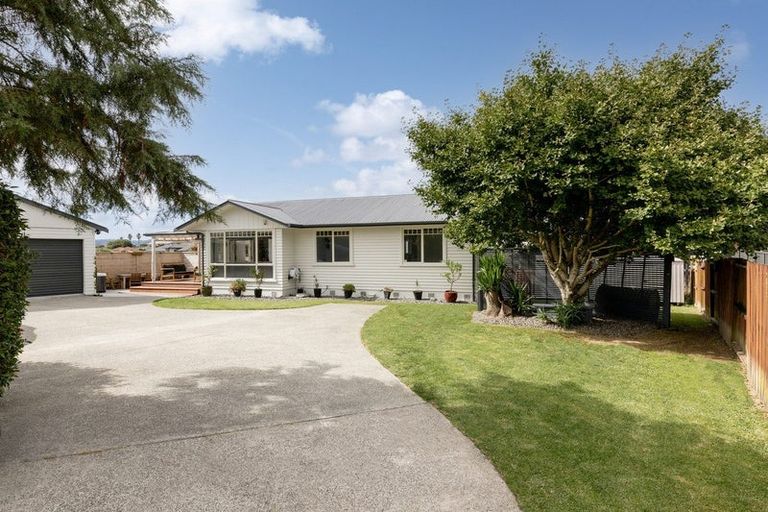 Photo of property in 6 Grantleigh Way, Pyes Pa, Tauranga, 3112