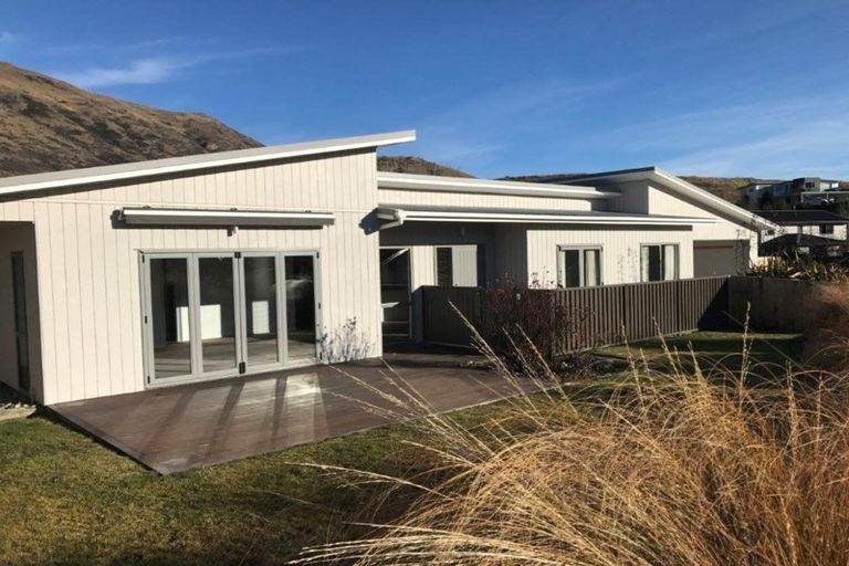 Photo of property in 13 Quill Street, Lake Hayes, Queenstown, 9304
