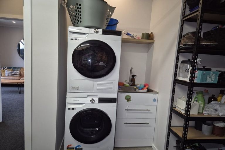 Photo of property in 60 Mawai Hakona Drive, Wallaceville, Upper Hutt, 5018