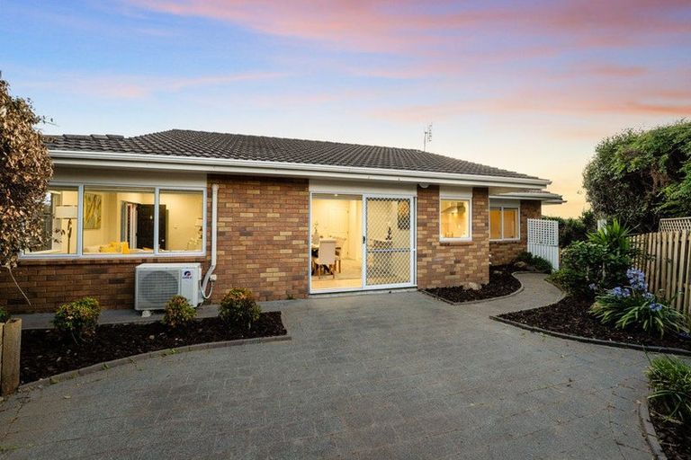 Photo of property in 4/15 Edendale Road, Somerville, Auckland, 2014