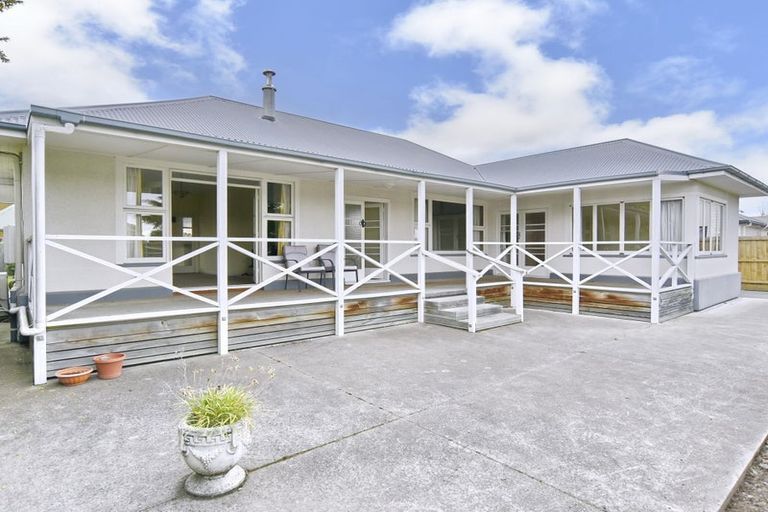 Photo of property in 560 Main North Road, Belfast, Christchurch, 8051