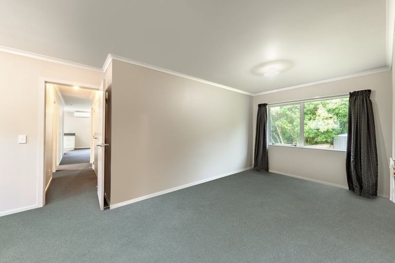 Photo of property in 6c Pokaka Street, Birchville, Upper Hutt, 5018