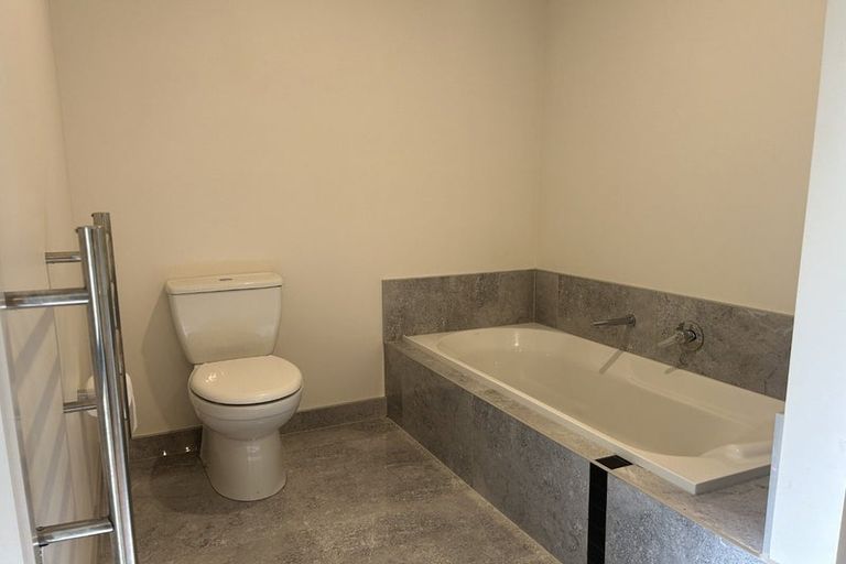 Photo of property in 62 Albert Street, Palmerston North, 4414