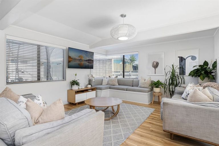 Photo of property in 2/563 Maunganui Road, Mount Maunganui, 3116