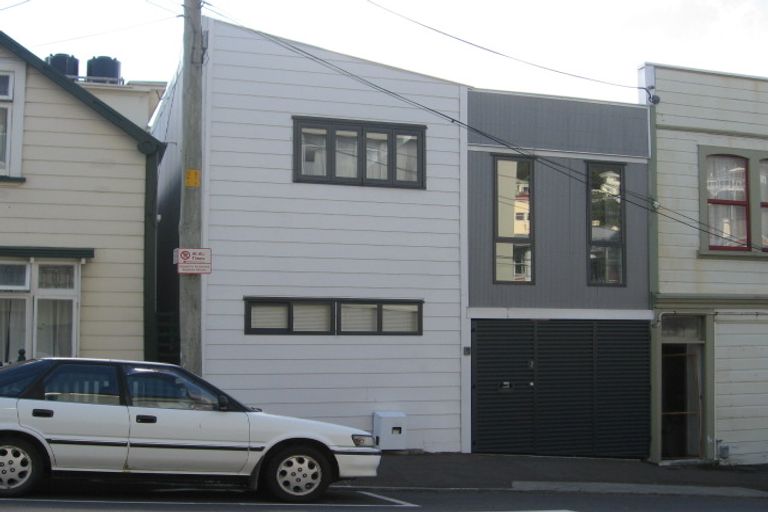 Photo of property in 2 Brougham Street, Mount Victoria, Wellington, 6011