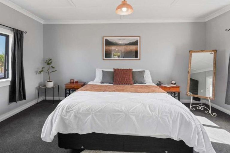 Photo of property in 18 Puriri Street, Gonville, Whanganui, 4501