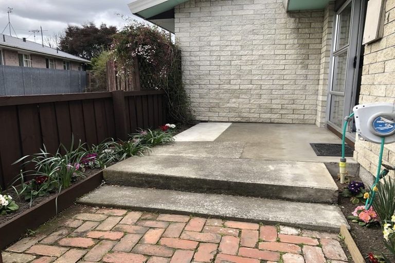 Photo of property in 3/19 Whitmore Street, Edgeware, Christchurch, 8013