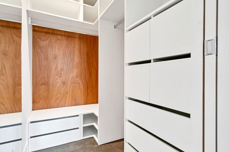 Photo of property in 73 Minnehaha Avenue, Titirangi, Auckland, 0604