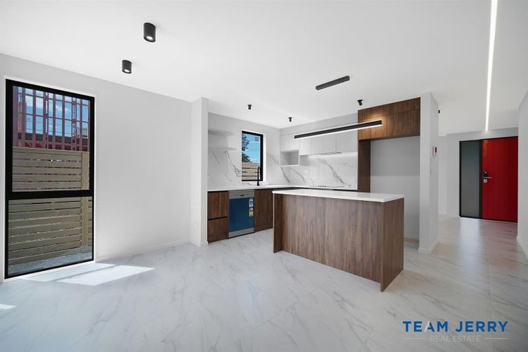 Photo of property in 5 Te Kaapia Road, Papakura, 2110