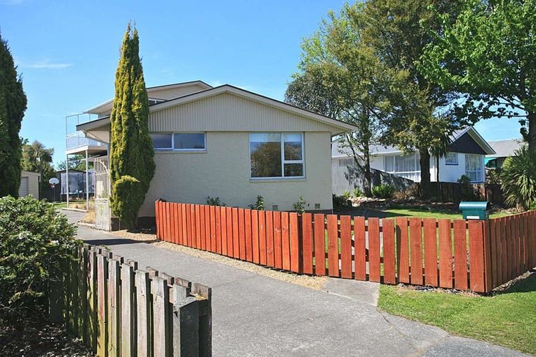 Photo of property in 6 Birdling Place, Halswell, Christchurch, 8025