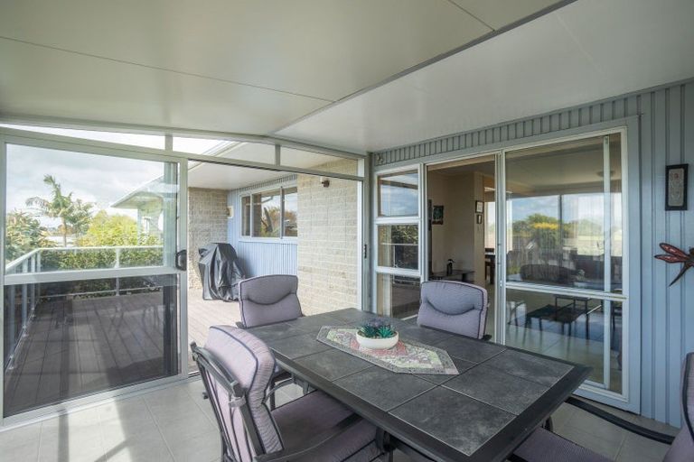 Photo of property in 13 Julian Place, Westown, New Plymouth, 4310