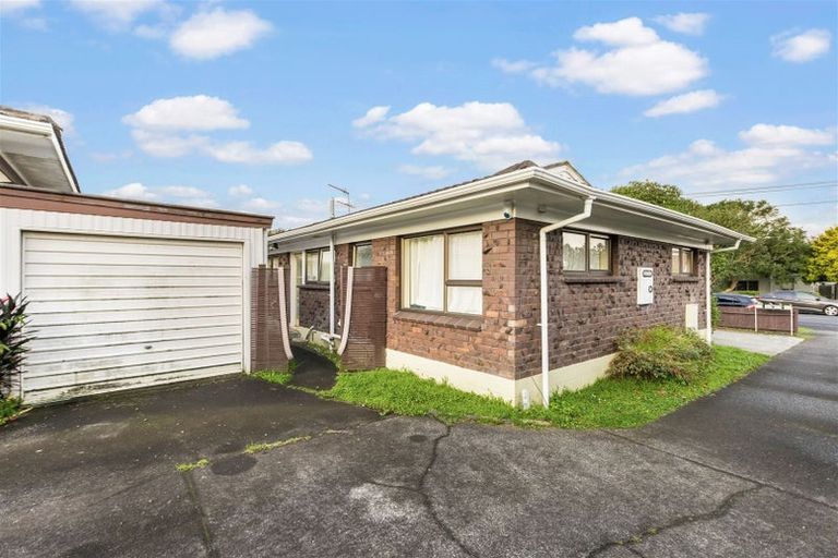 Photo of property in 1/64 Birdwood Avenue, Papatoetoe, Auckland, 2025