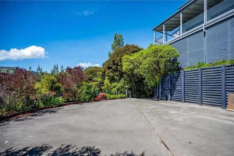 Photo of property in 33 Kingfisher Road, Takamatua, Akaroa, 7581