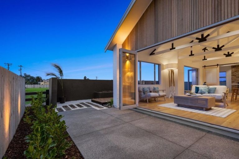 Photo of property in 31 Dawson Road, Snells Beach, 0920