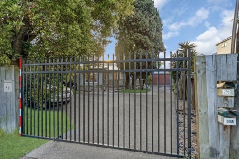 Photo of property in 38 Espalier Drive, Henderson, Auckland, 0612