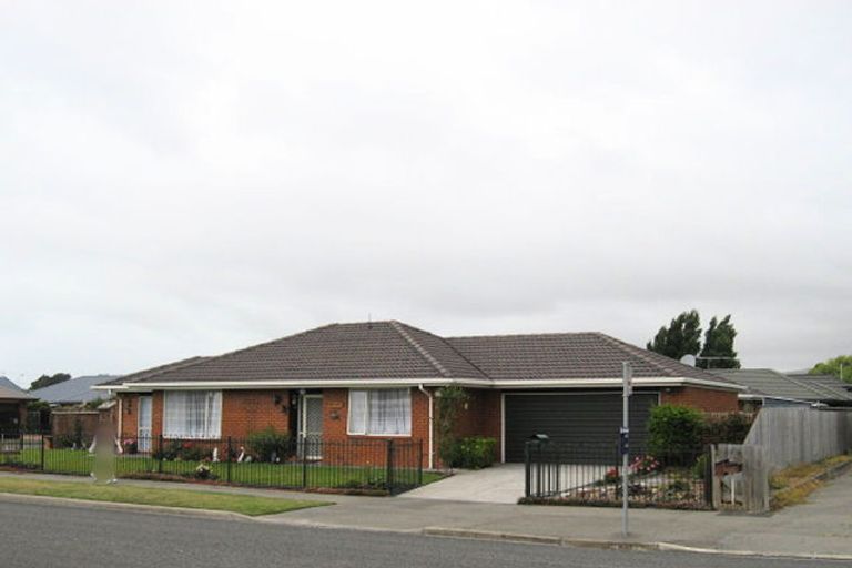 Photo of property in 126 Saint Johns Street, Bromley, Christchurch, 8062