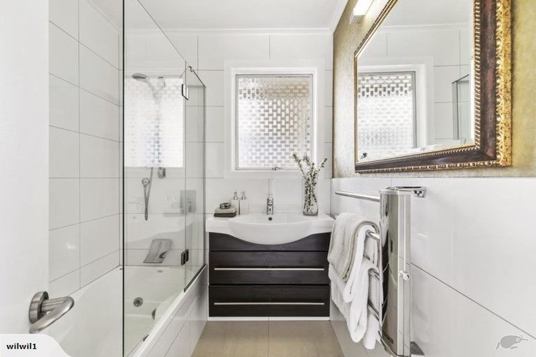 Photo of property in 36 Rambler Crescent, Beach Haven, Auckland, 0626