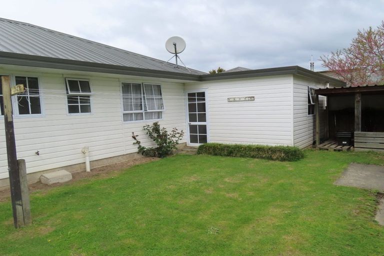 Photo of property in 40 Neeve Road, Taradale, Napier, 4112