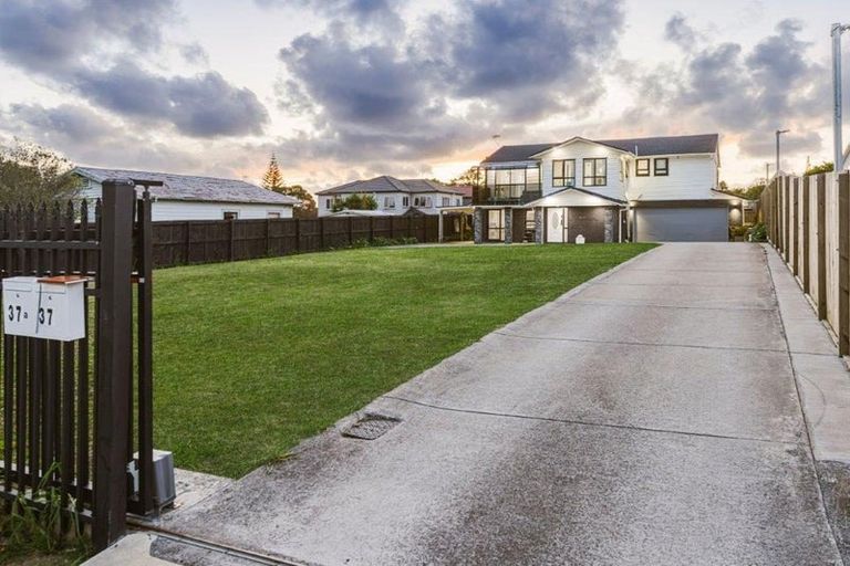Photo of property in 37 Margaret Road, Papatoetoe, Auckland, 2025