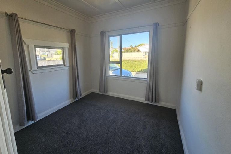 Photo of property in 7 French Street, Moturoa, New Plymouth, 4310