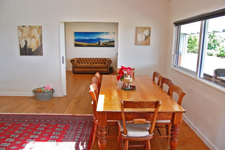 Photo of property in 30 Rangiora Road, Kaiwaka, 0573