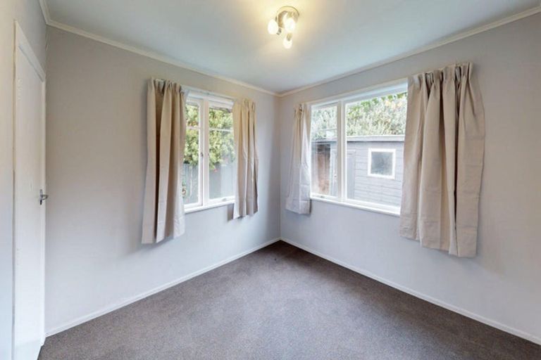 Photo of property in 8 Buick Crescent, Awapuni, Palmerston North, 4412