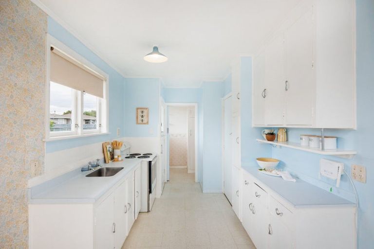 Photo of property in 5 Kaituna Street, Milson, Palmerston North, 4414