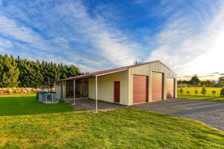 Photo of property in 5 Landsborough Drive, Darfield, 7571