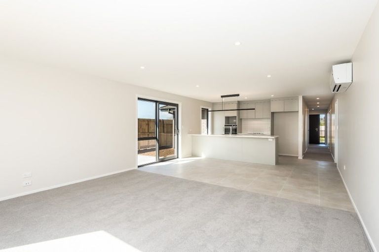 Photo of property in 21 One Haruru Street, Cambridge, 3493