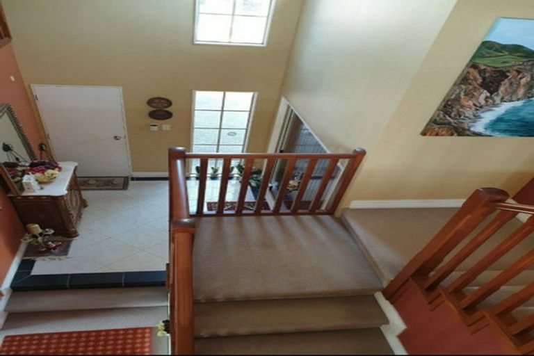 Photo of property in 701a Beach Road, Rothesay Bay, Auckland, 0630