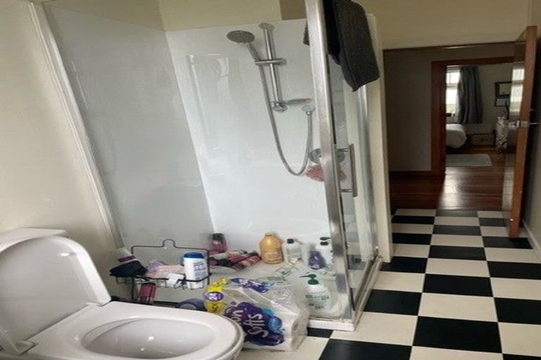 Photo of property in 42 Hohiria Road, Hataitai, Wellington, 6021