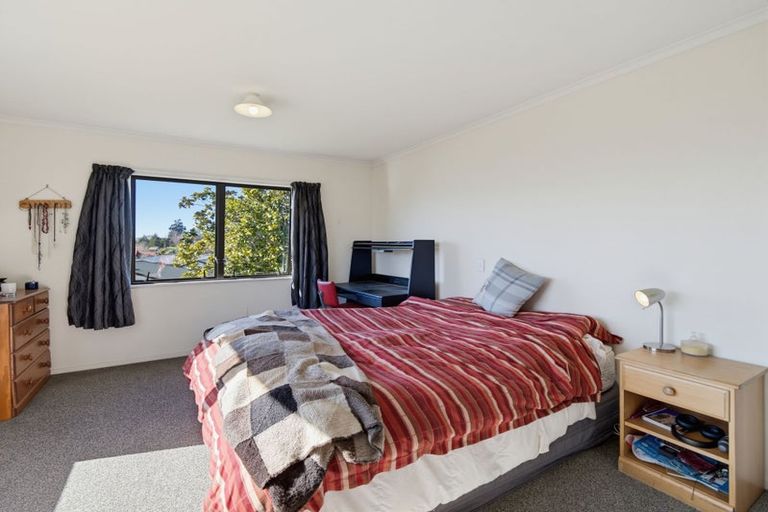 Photo of property in 35 Domain Road, Waipawa, 4210