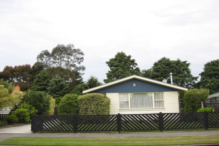 Photo of property in 18 Waratah Street, Avondale, Christchurch, 8061