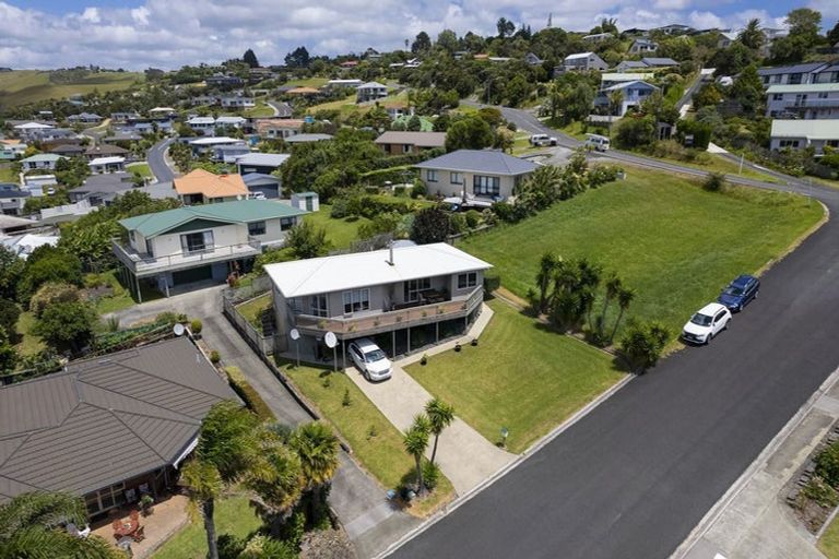Photo of property in 1 Pohutukawa Drive, Cable Bay, 0420