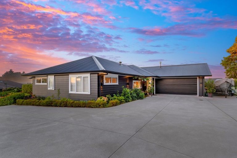 Photo of property in 33 Mervyn Place, Ohauiti, Tauranga, 3112