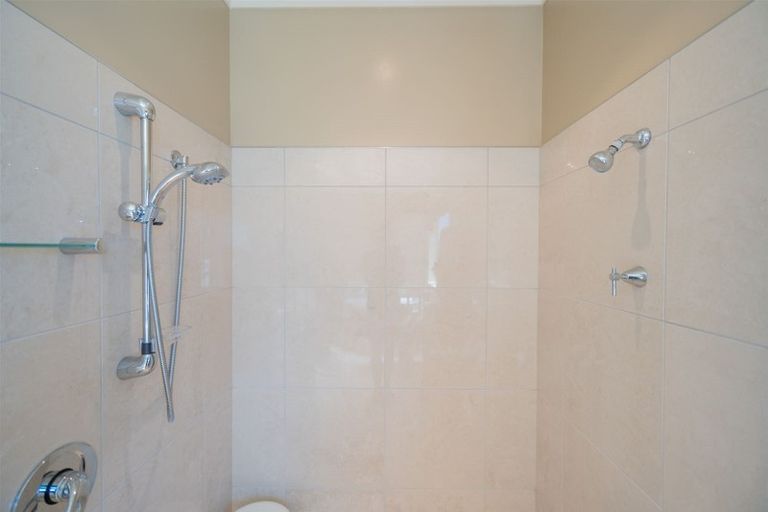 Photo of property in 20 Lawson Burrows Crescent, Te Anau, 9600