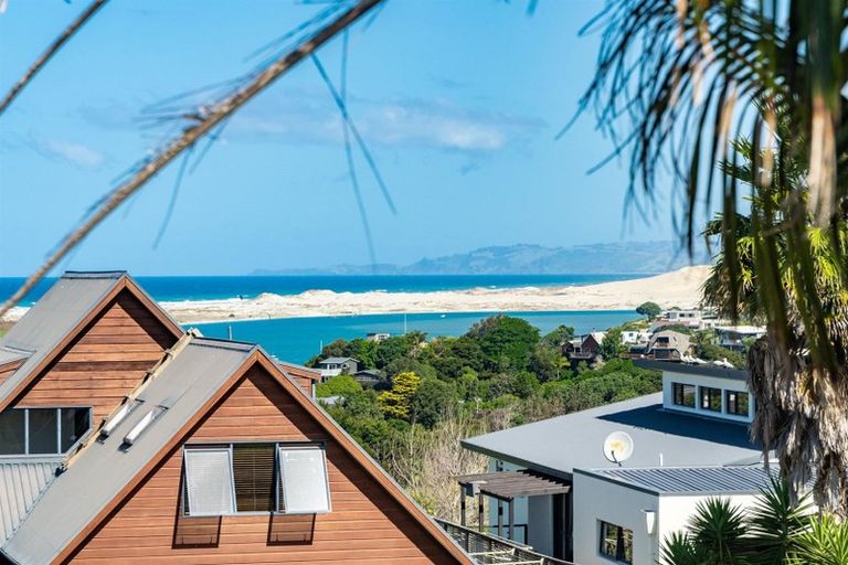Photo of property in 43 Cullen Street, Mangawhai Heads, Mangawhai, 0505